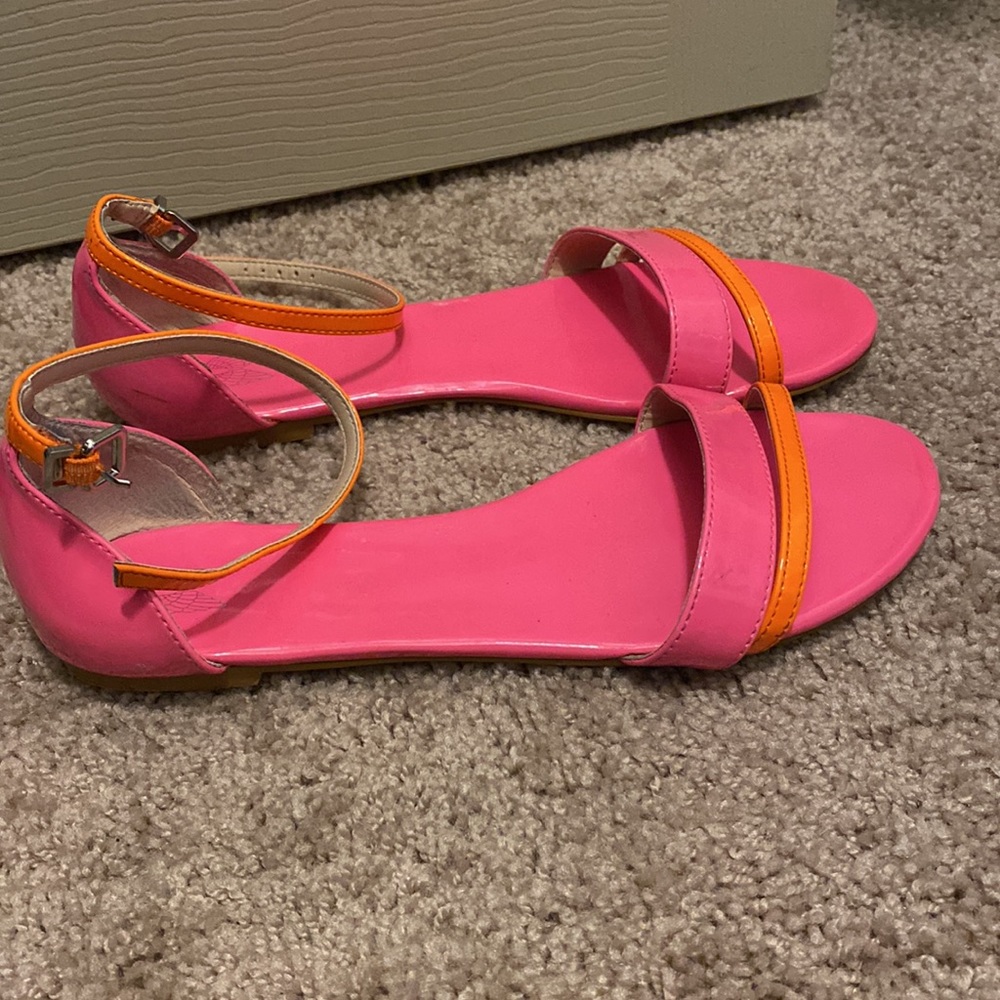 Victoria Secret Sandals - Picture 2 of 4